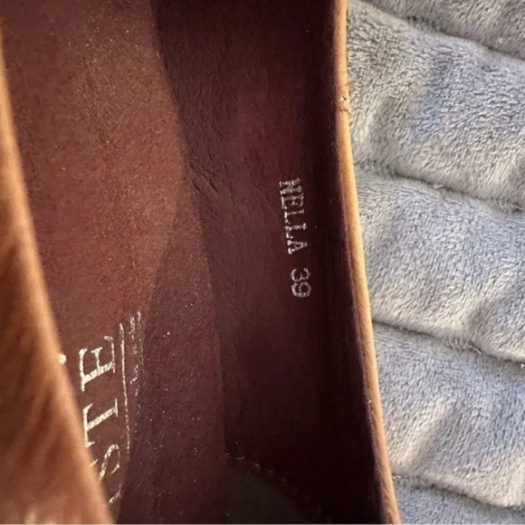 L’Artiste by Spring‎ Step Beautiful unique brown heels size 39 (8.5 US). GUC - Picture 6 of 8